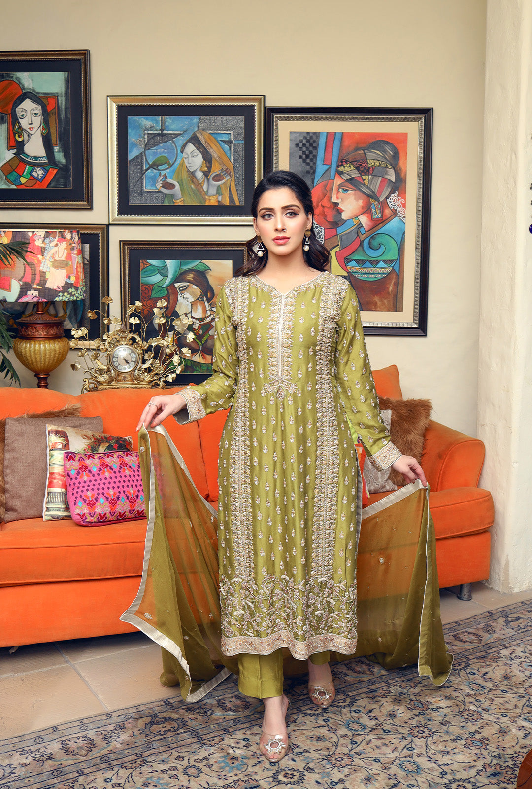 Unveiling Elegance: Trends in Pakistani Mehndi Dresses for 2023 Usama Silk Unveiling Elegance: Trends in Pakistani Mehndi Dresses for 2023 Usama Silk