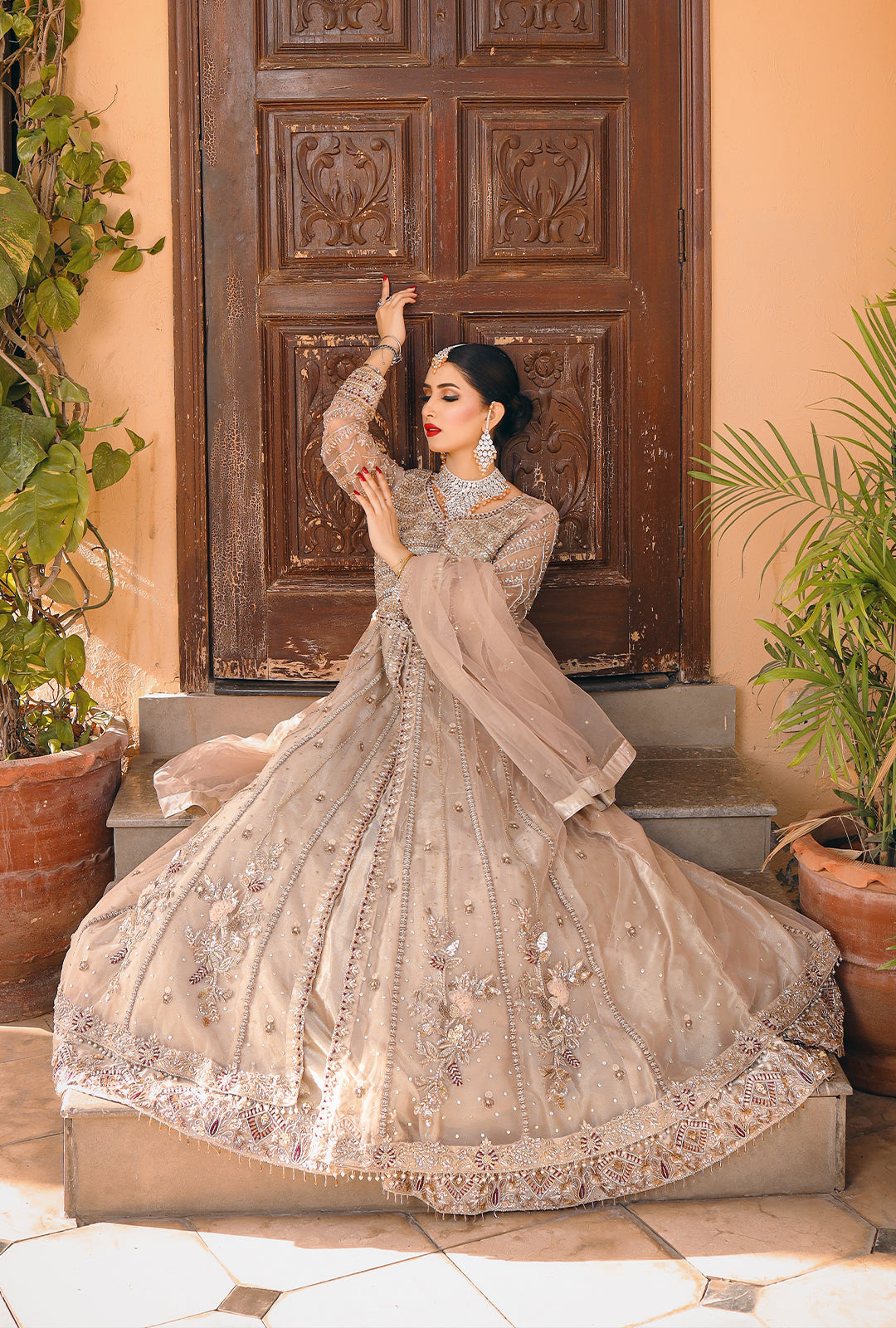 Elevate Your Style: A Guide to Formal Dresses for Formal Events Usama Silk Elevate Your Style: A Guide to Formal Dresses for Formal Events Usama Silk