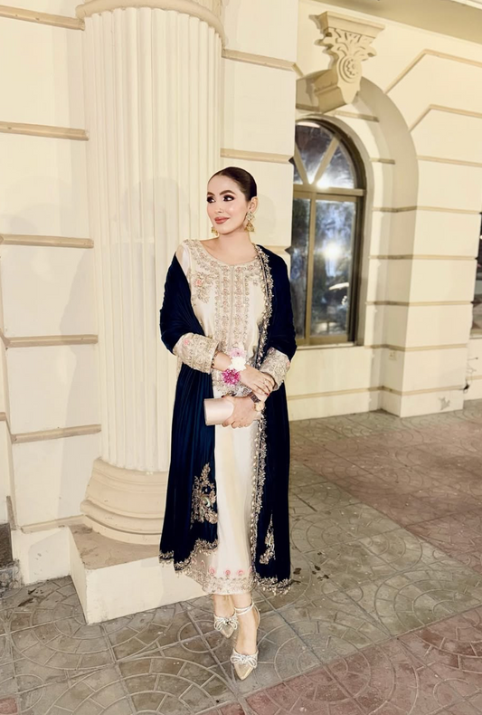 IVORY PINK RESHAM