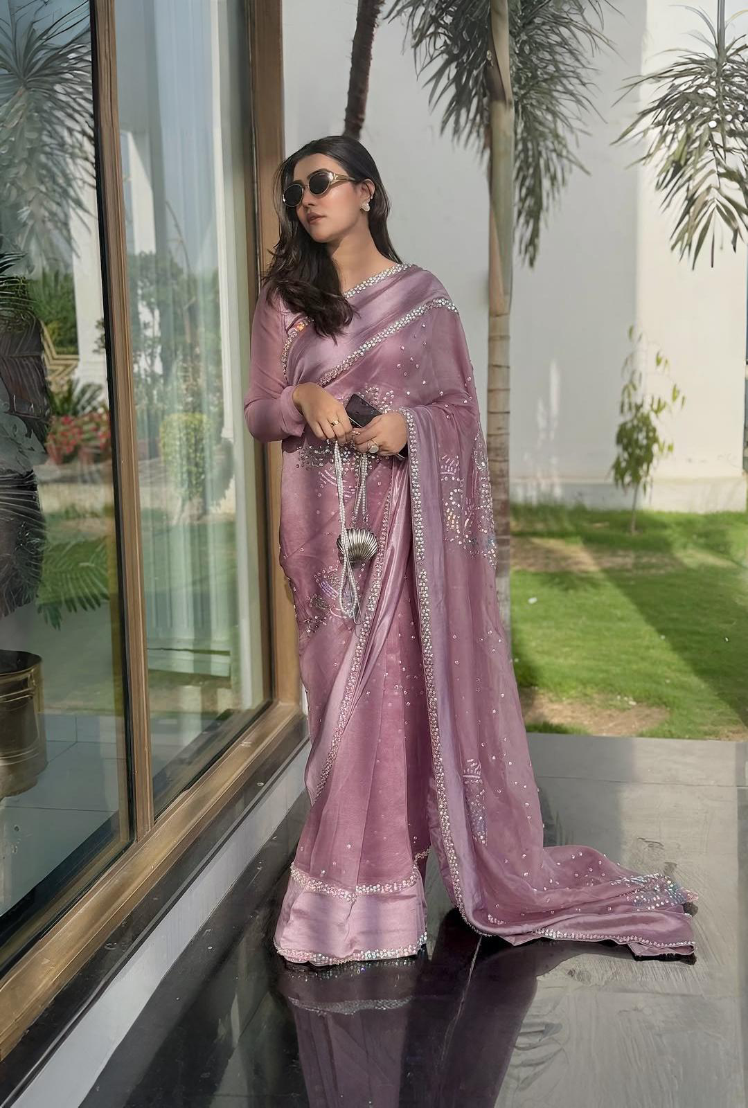 LILIC EMBELLISHED SARREE