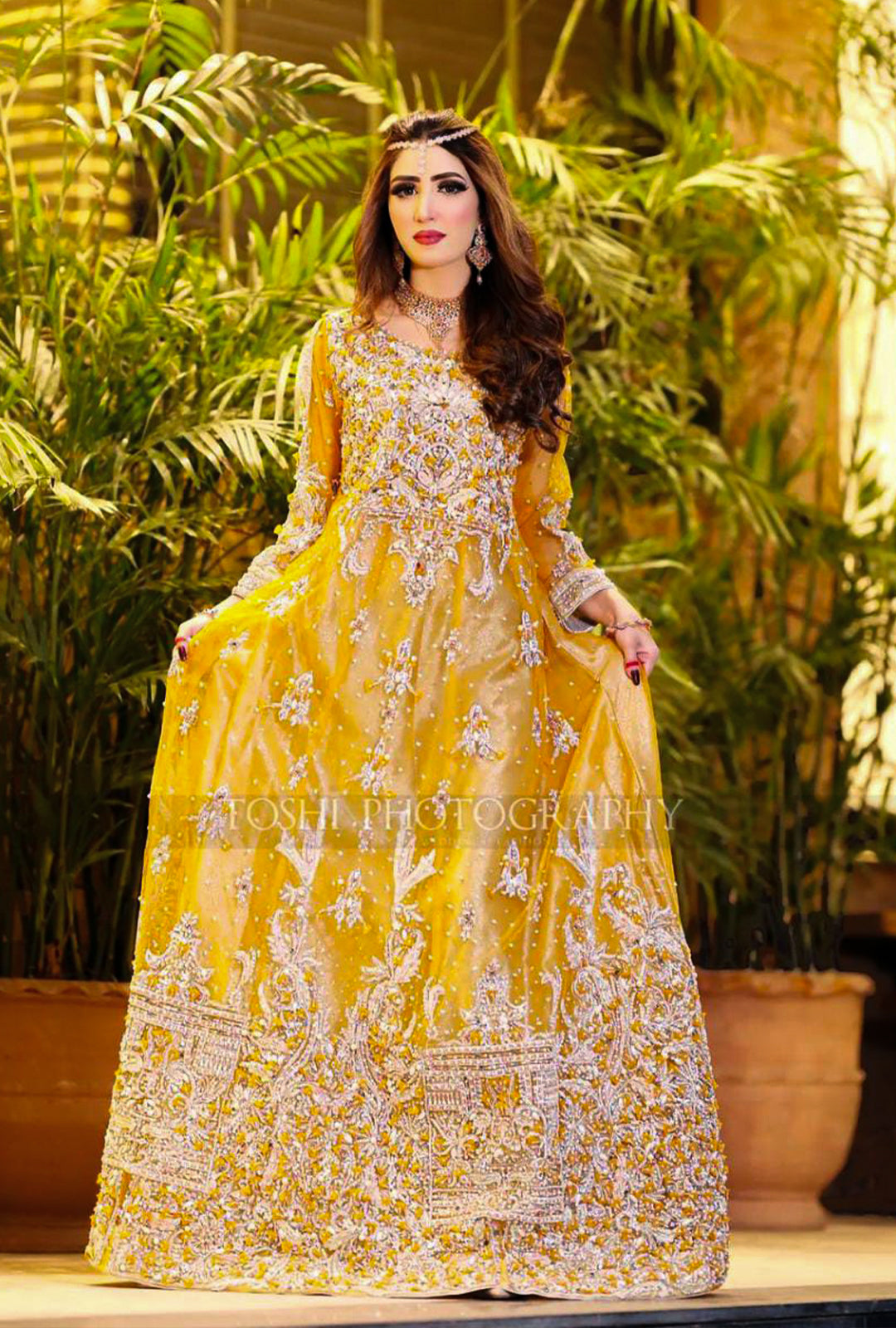 PINEAPPLE YELLOW MAXI ON NET-USC-107