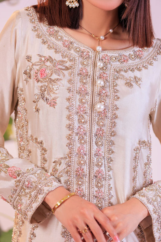 Why Texture Matters More Than Color in Fashion