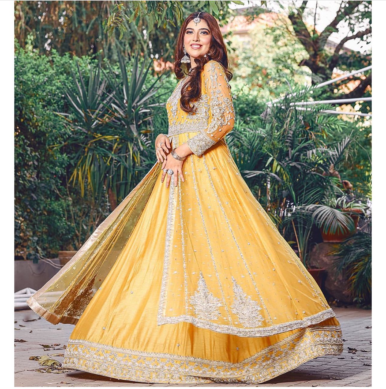 Trendsetting Mehndi Dresses: A Look at the Latest Styles and Designs