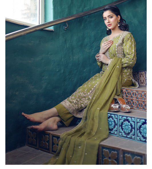 The Art of Semi-Formal Attire: What It Means and When to Wear It