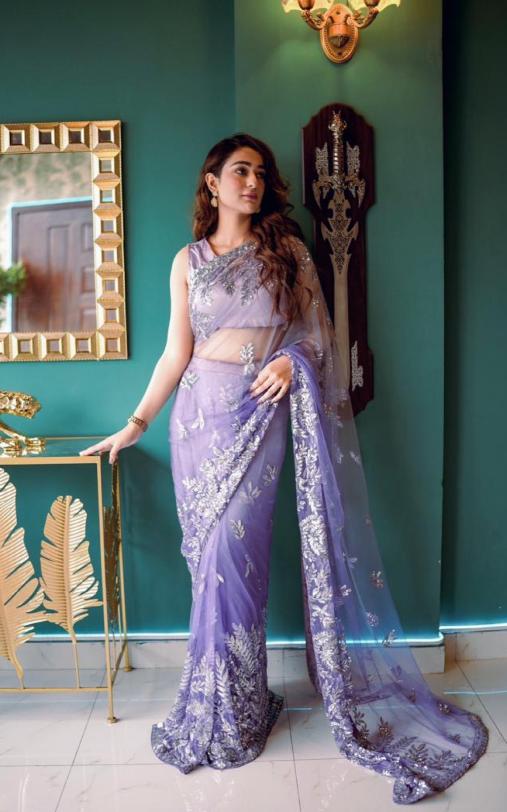 PURPLE AND SILVER SEQUENCE SAARI USC - 158