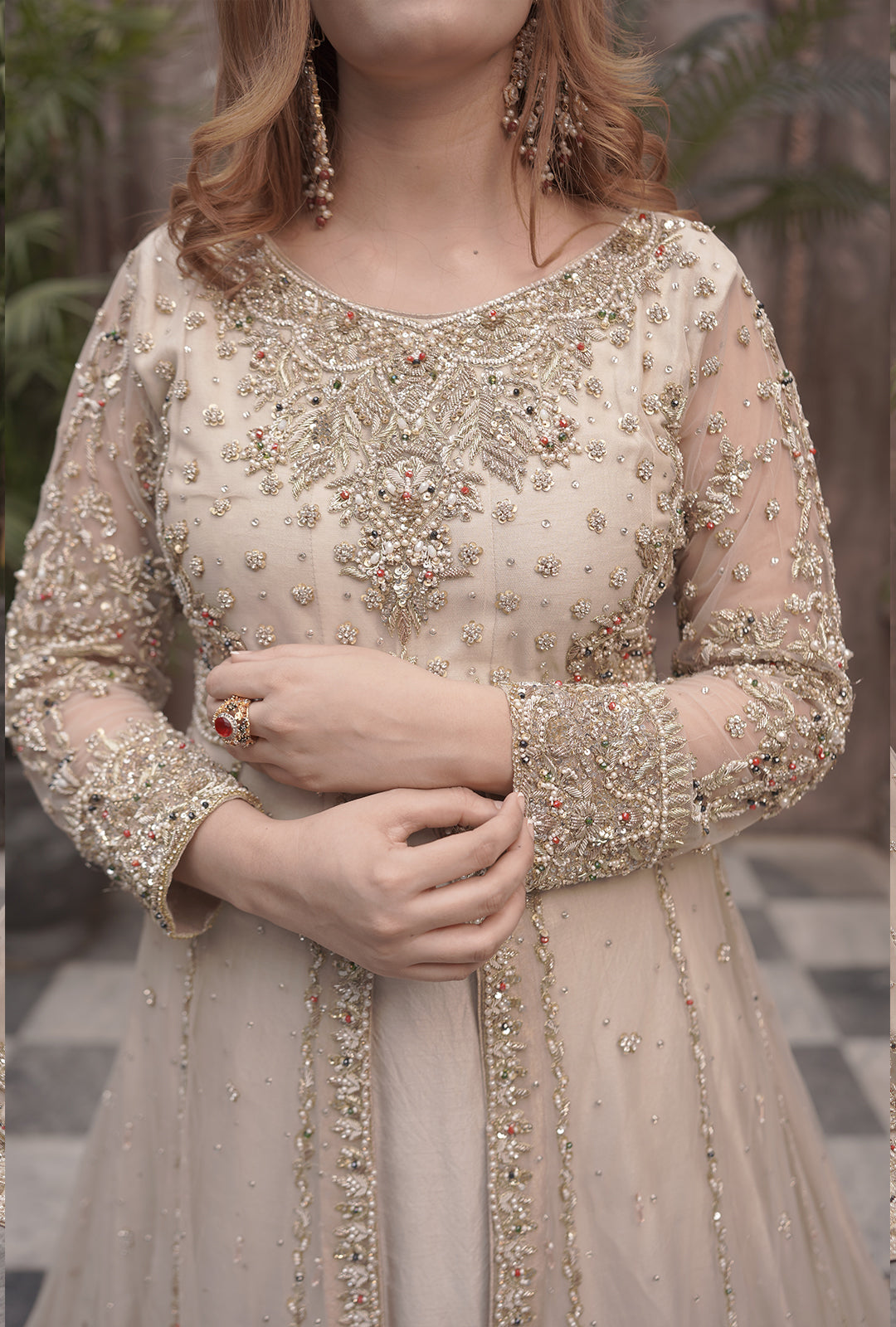 rose gold walima dress Rose gold Flora Designer Embroidered walima Lehenga #muslim #wedding #dress #pakistani #bridal #muslimweddingdresspakistanibridal Pakistani wedding dress