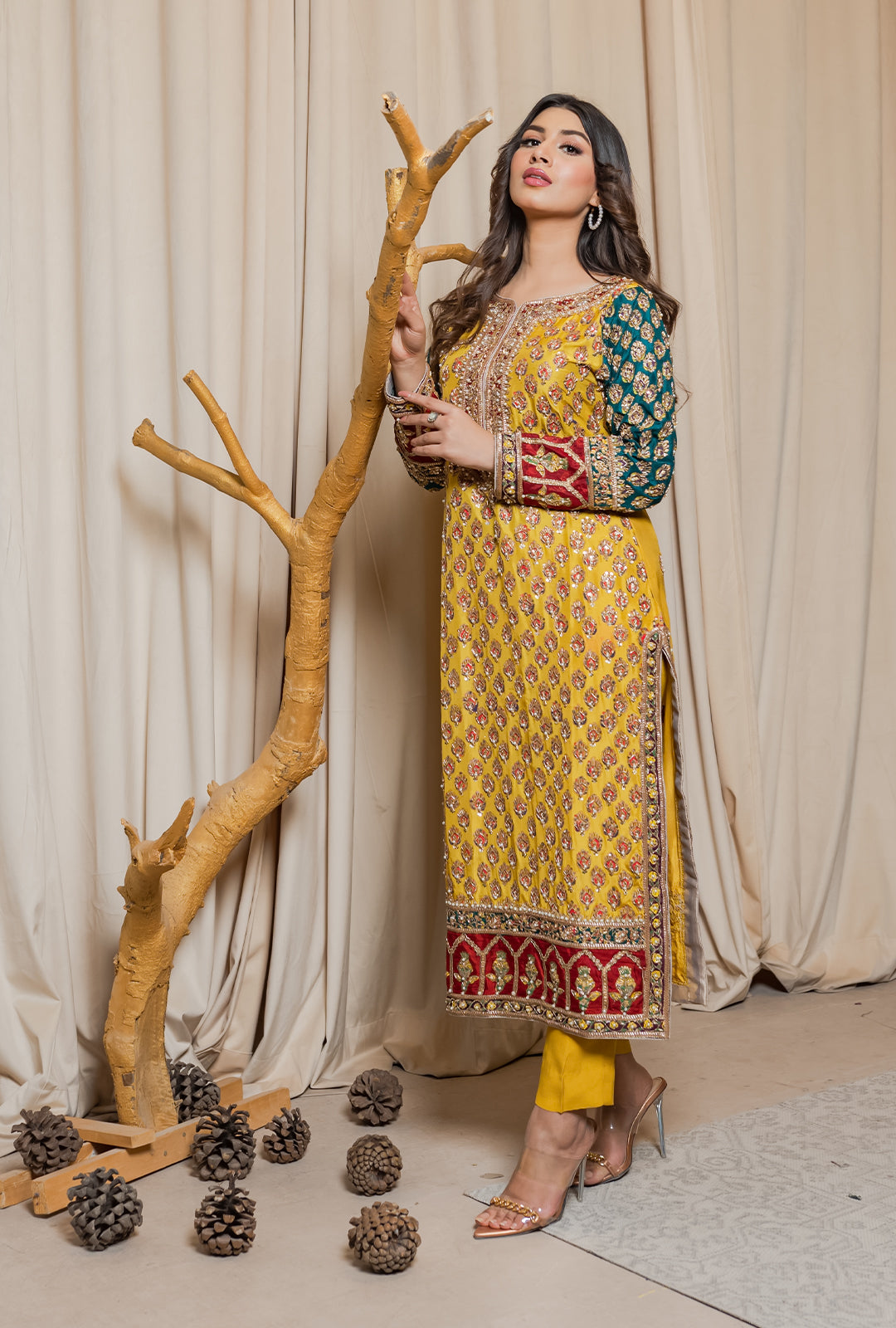 Formal designer dresses on sale pakistani