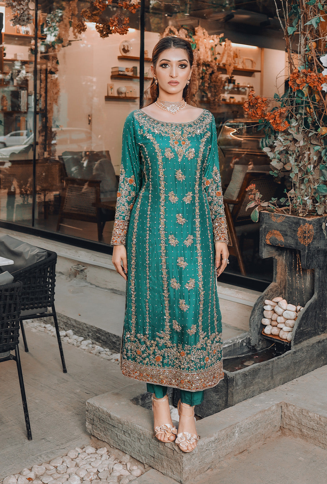 MISS PAKISTAN WEARING SEA GREEN RAW SILK SHIRT WITH HANDWORK USC-136