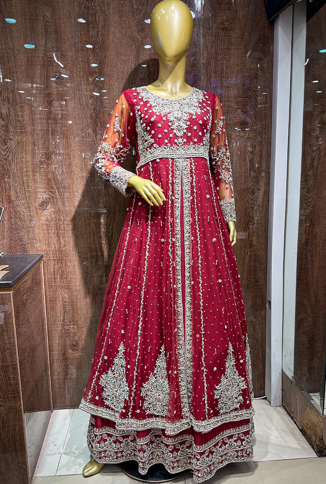 Pakistani bridal dresses outlet for barat